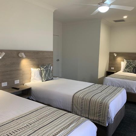 Hamilton Henry Parkes Motor Inn Eksteriør billede