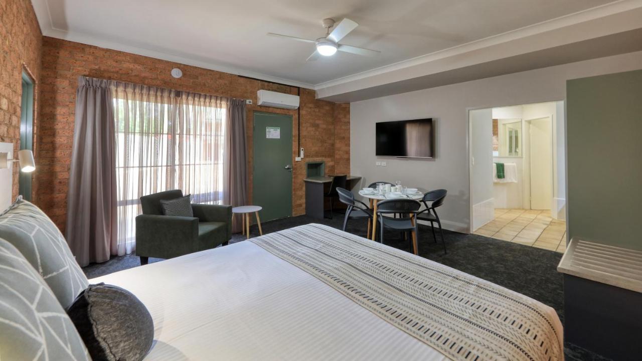 Hamilton Henry Parkes Motor Inn Eksteriør billede