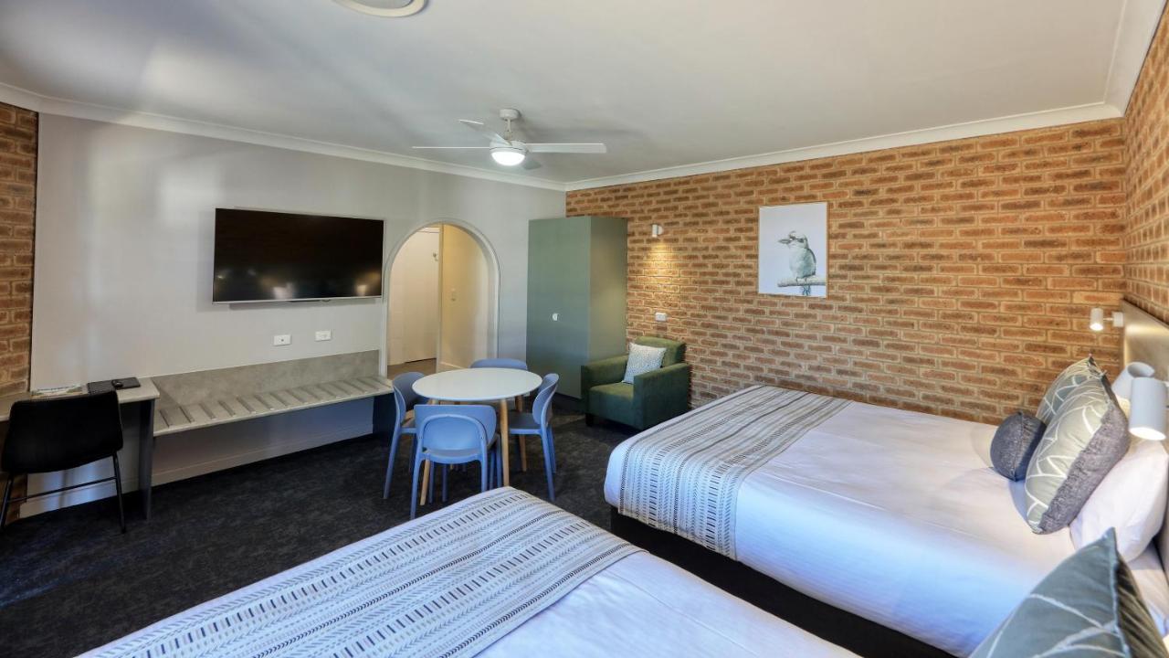 Hamilton Henry Parkes Motor Inn Eksteriør billede